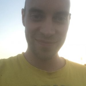Олег , 33 года