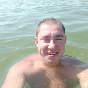 Роман , 34 года