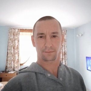 Юрий , 46 лет