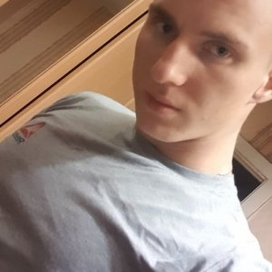 Владимир , 27 лет