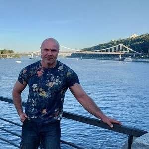 Олег , 49 лет