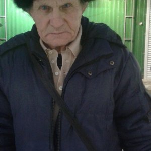 Валерий , 73 года