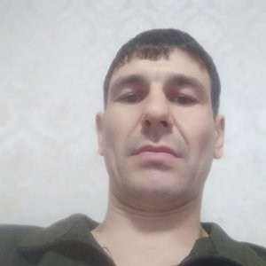 Руслан , 37 лет