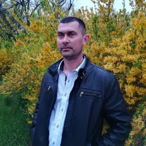 Руслан , 42 года