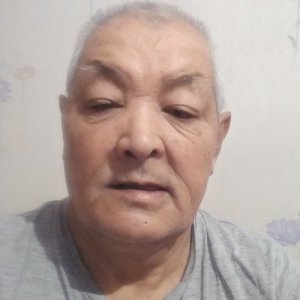 Муканбет , 67 лет