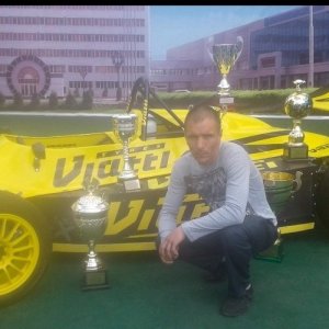 Эдуард , 44 года