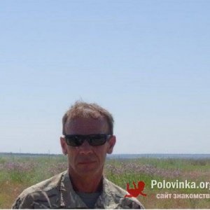 Алекс Сав, 61 год