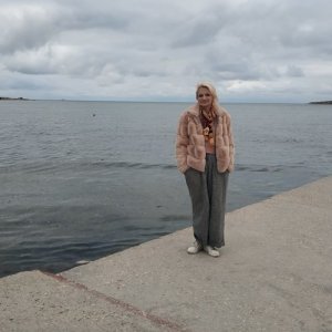 Лариса , 64 года