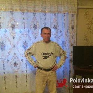 Александр Алымов, 53 года