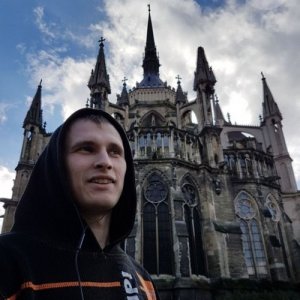 Виталий , 28 лет