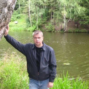 Юрий , 69 лет