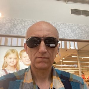 Юрий , 59 лет