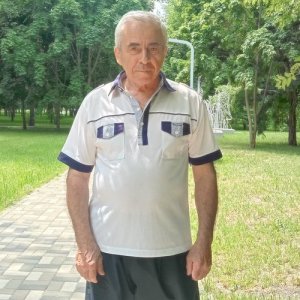 Василий , 71 год