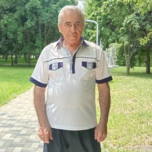 Василий , 72 года