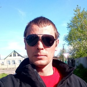 Максим , 40 лет