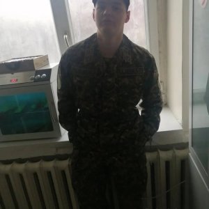 Толик , 23 года