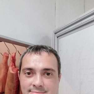 Юджин , 37 лет