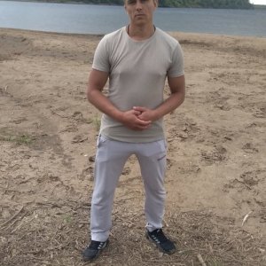 Денис , 32 года