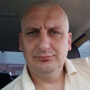Андрей Волков , 39 лет