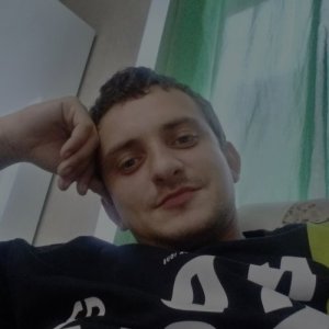 Михаил , 28 лет