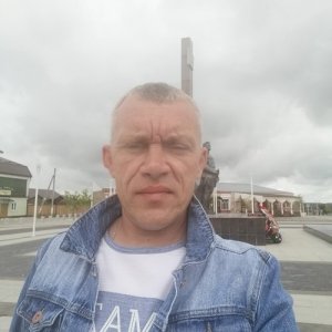 Андрей , 45 лет