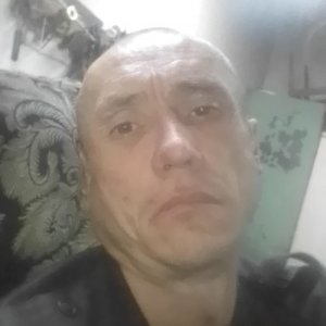 Виталий , 41 год