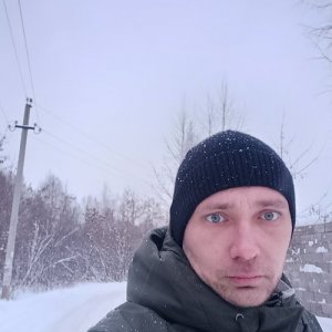 Егор Неважно, 34 года