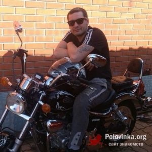 Олег демян, 42 года
