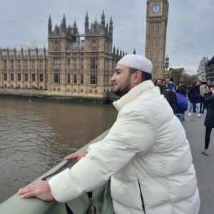 Собир , 43 года
