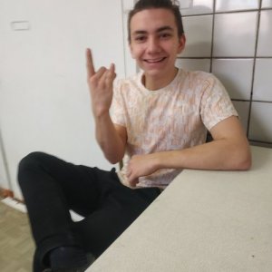 Владислав , 21 год