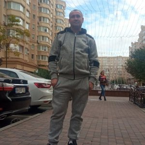 Юрий , 53 года