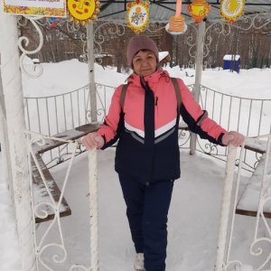 Надежда , 64 года