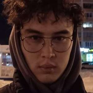 Максим , 40 лет