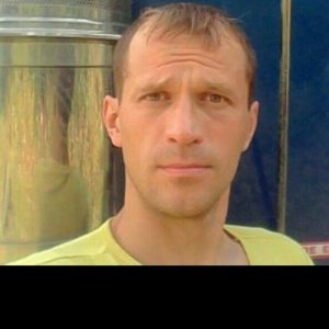 Роман , 44 года