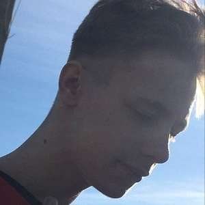 Кирилл Волошин, 20 лет