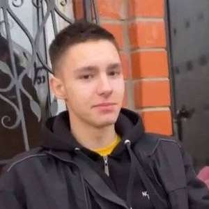 Илья , 20 лет