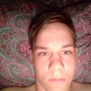 Даня Игонин, 20 лет