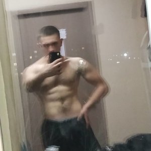 Юрий , 24 года