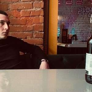 Юра , 23 года