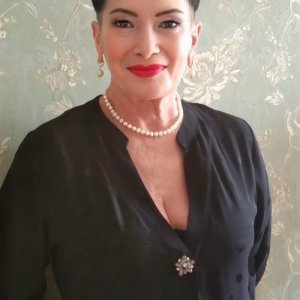 РОЗА , 68 лет