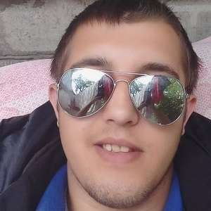Денис Івашко, 24 года