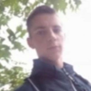Виктор , 23 года