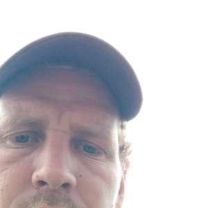 Денис , 28 лет