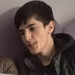 Амир , 21 год