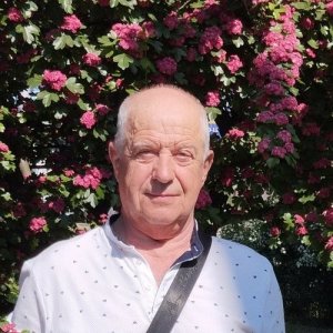 Валерий , 76 лет
