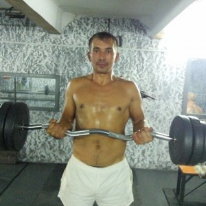 Ярослав , 39 лет