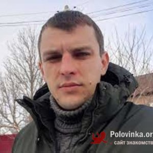 Qwer233010 романов, 42 года