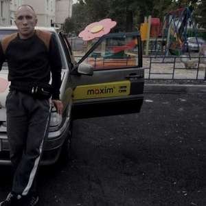 Юрий , 44 года