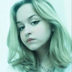 Анна , 20 лет