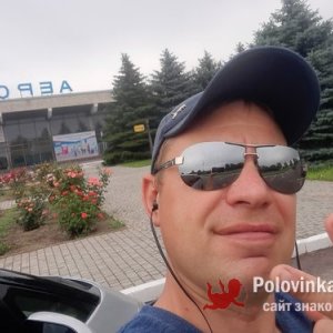Саша , 43 года